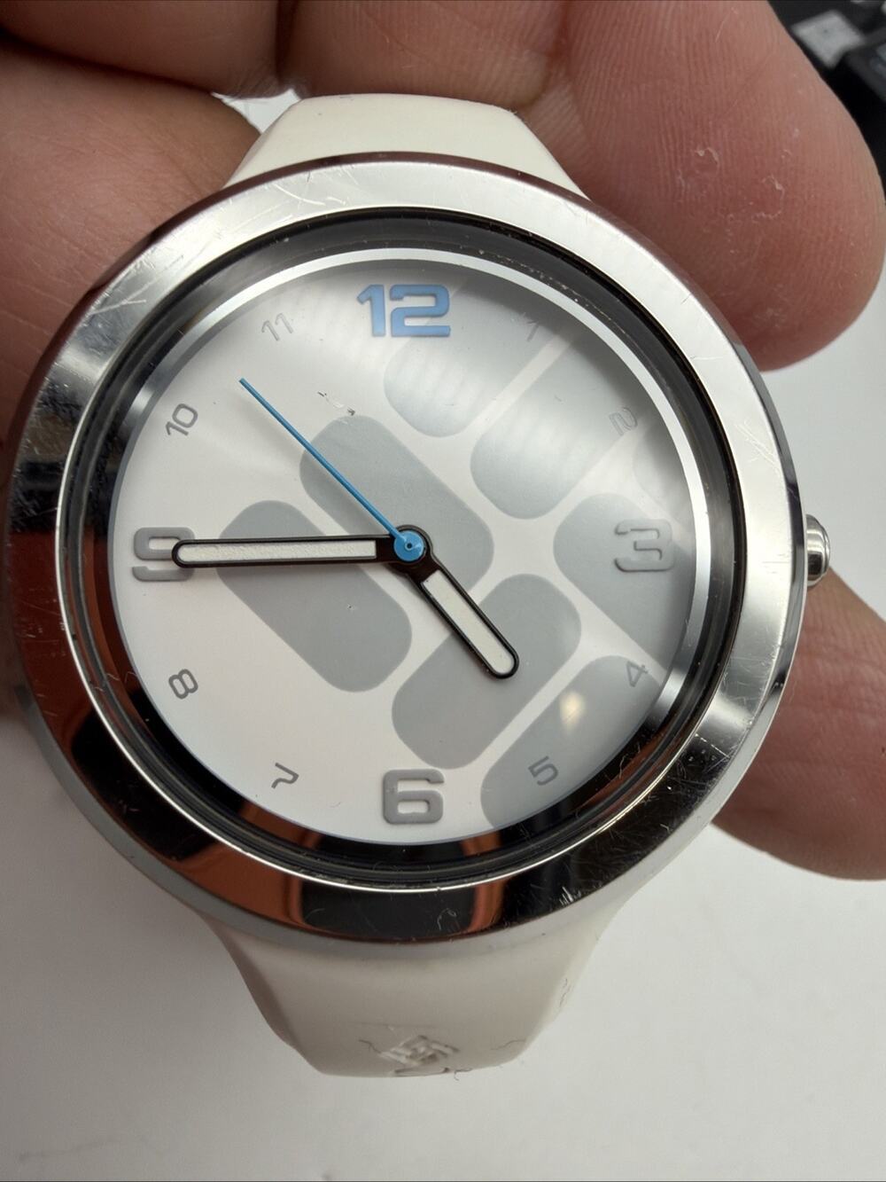 Columbia Escapade Gem White Women's Analog Silicon Quartz Battery Watch CA017